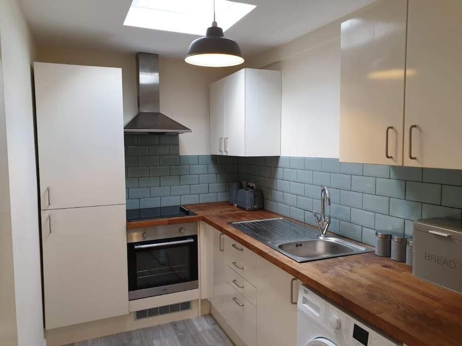 Two Bed Flat Sea View Old Town Hastings Apartment Exterior foto